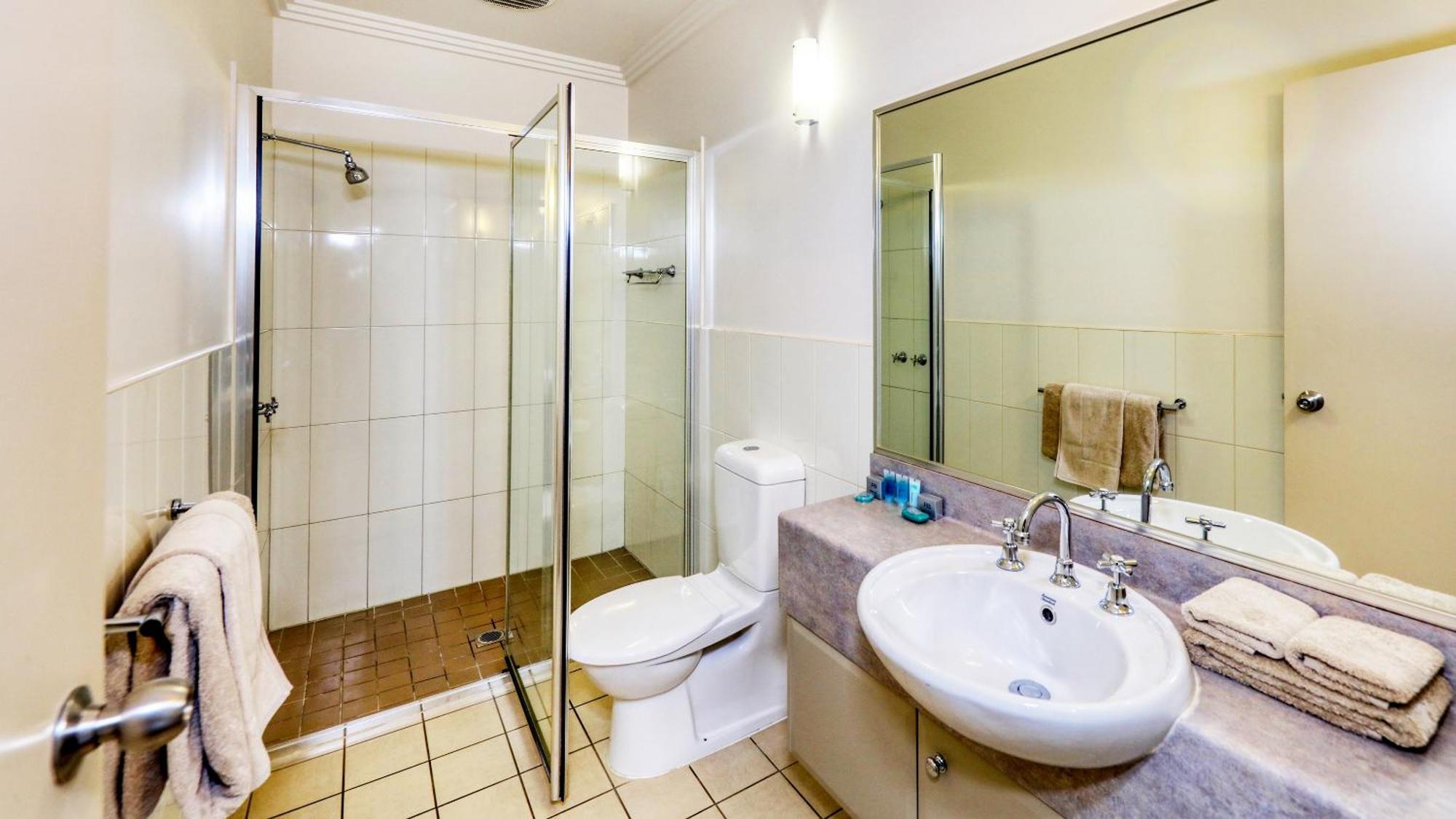 The Saltbush Motor Inn Hay Dış mekan fotoğraf