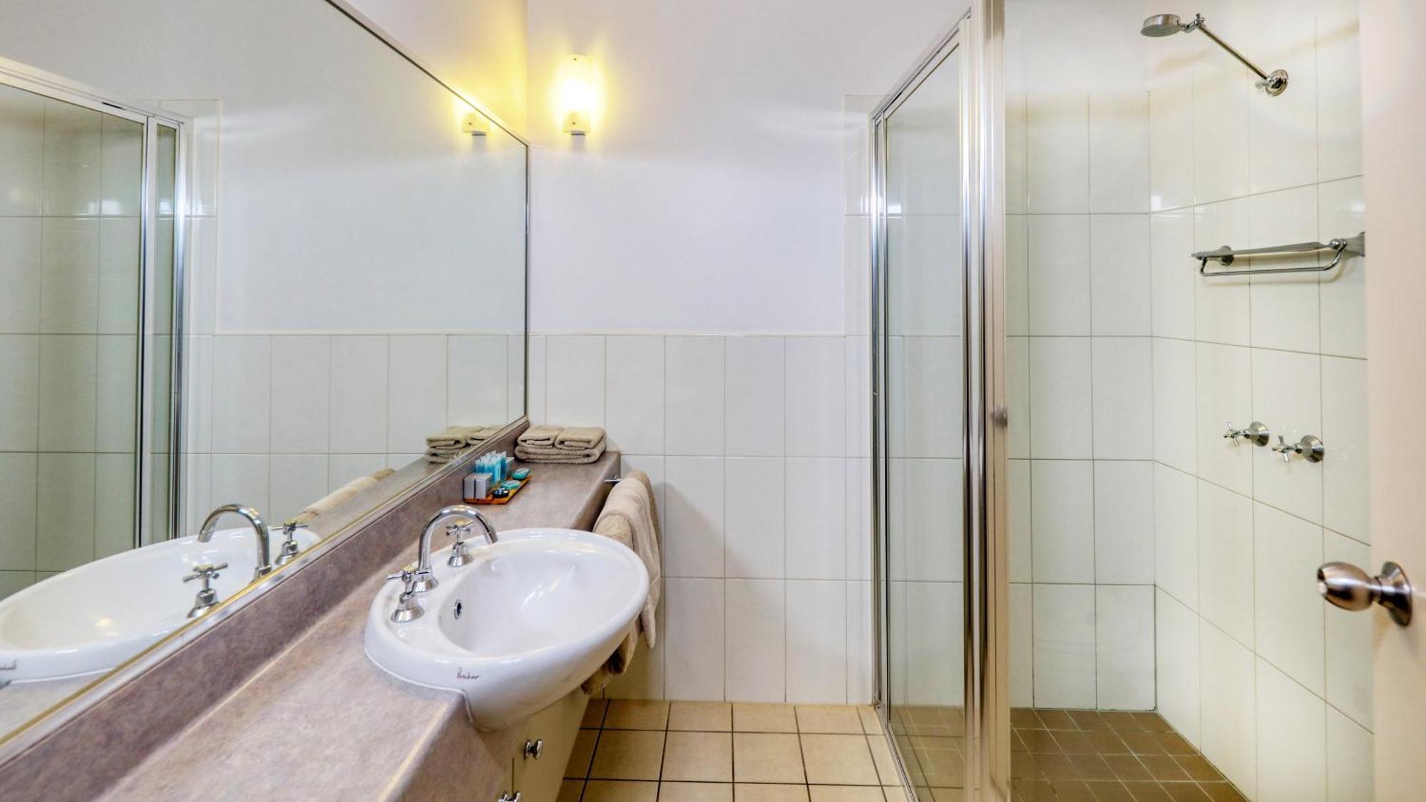 The Saltbush Motor Inn Hay Dış mekan fotoğraf